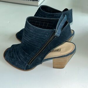 Paul Green Cayenne Peep Toe Metallic Ocean Blue Sandal Bootie